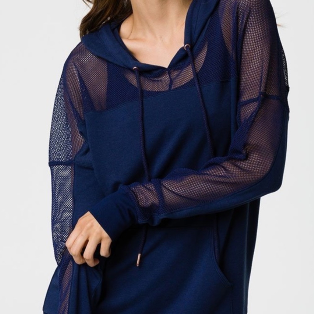Onzie flow mesh black hoodie